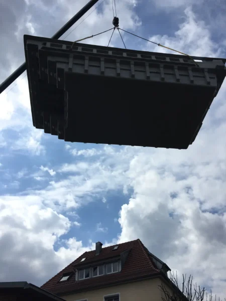 Kundenreferenzen Pool Am Kran Im Himmel